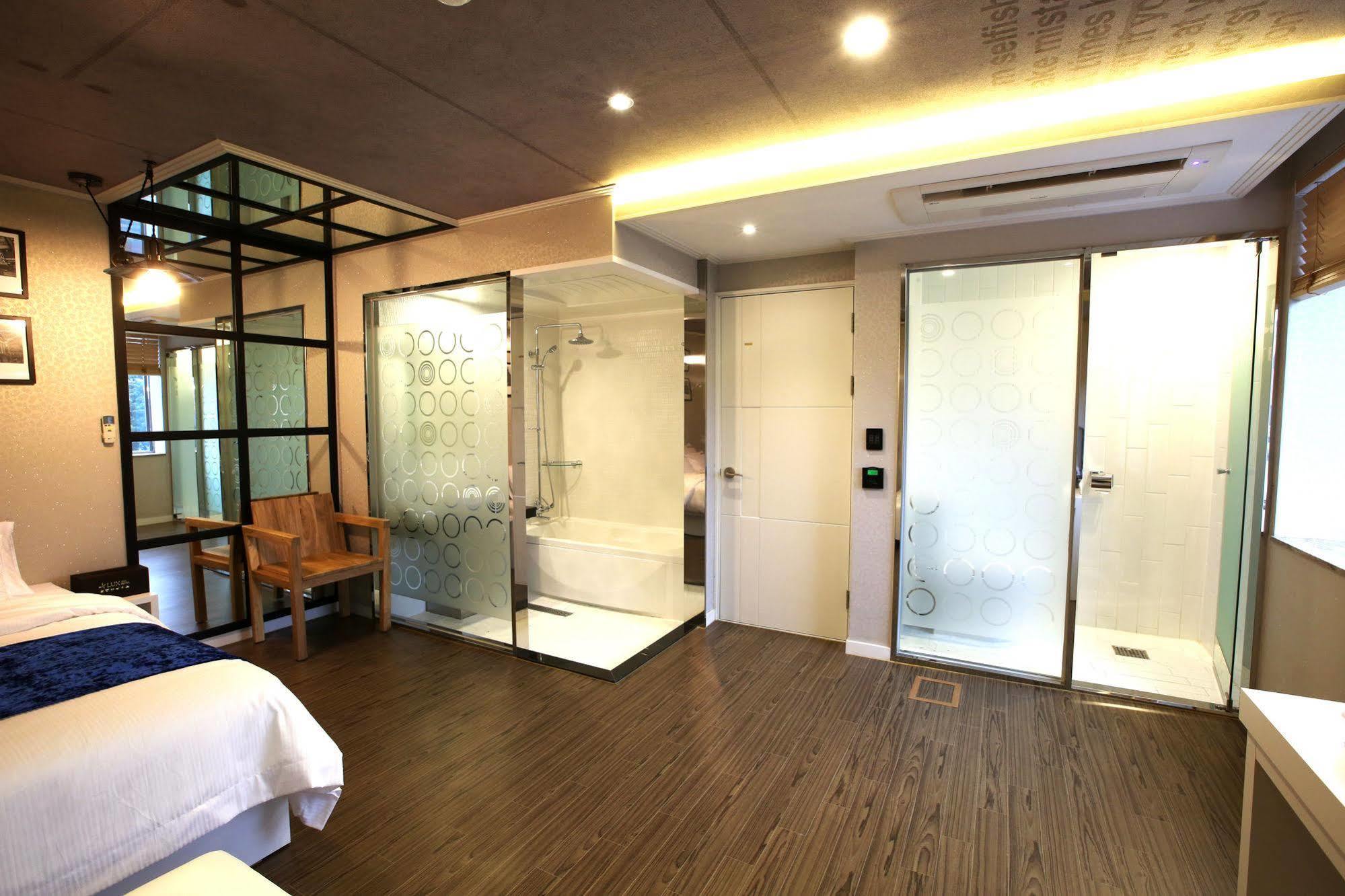 Jeju Lux Hotel Ojo-ri Экстерьер фото