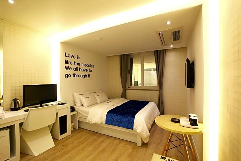 Jeju Lux Hotel Ojo-ri Экстерьер фото